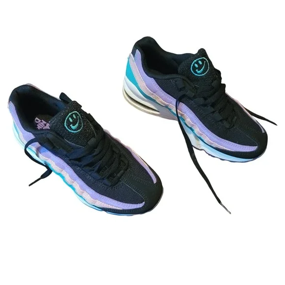 LIKE NEW- Nike Air Max 95,Have a Nike Day Size 5Y, women's‎ 6.5, men's 5